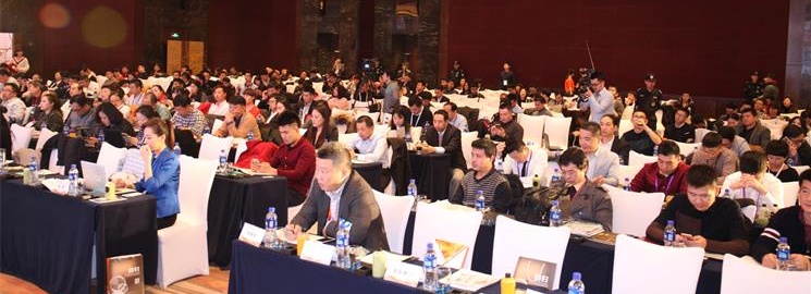 NYC 紐約國際斬獲“2016年度中國高成長連鎖50強“以及“十大最值得加盟連鎖品牌”兩項大獎!