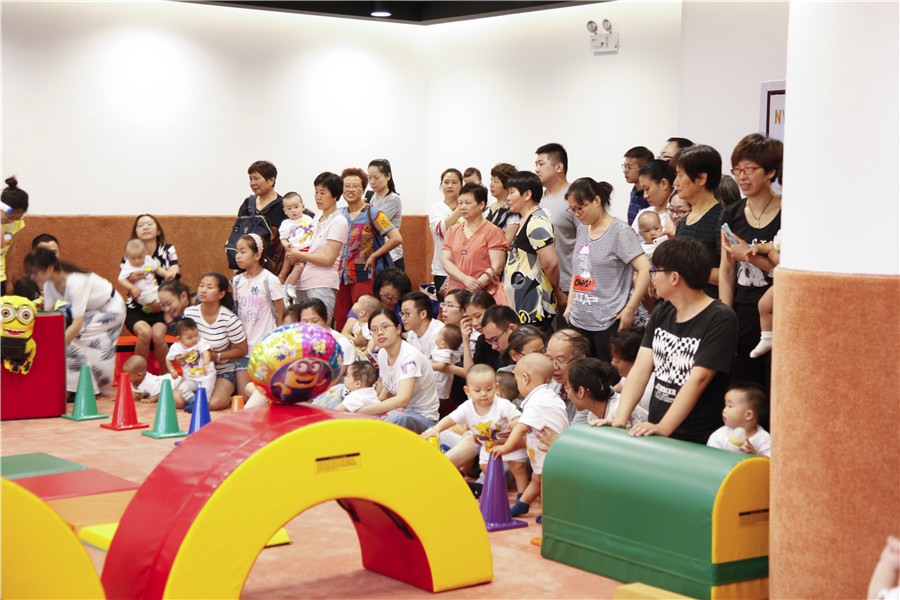 NYC紐約國際江蘇常州巨凝中心：【活動回顧】親子障礙賽，不服你來戰！