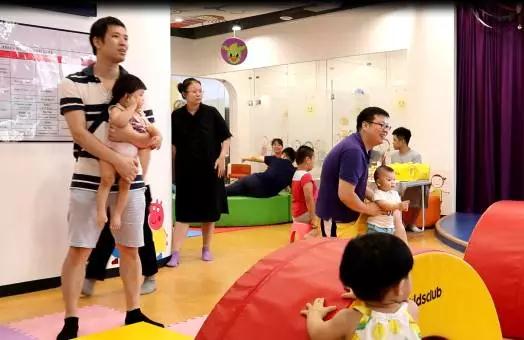 NYC紐約國際武漢1818早教中心：【活動預告】超級萌寶爬爬賽，更好玩更有趣！