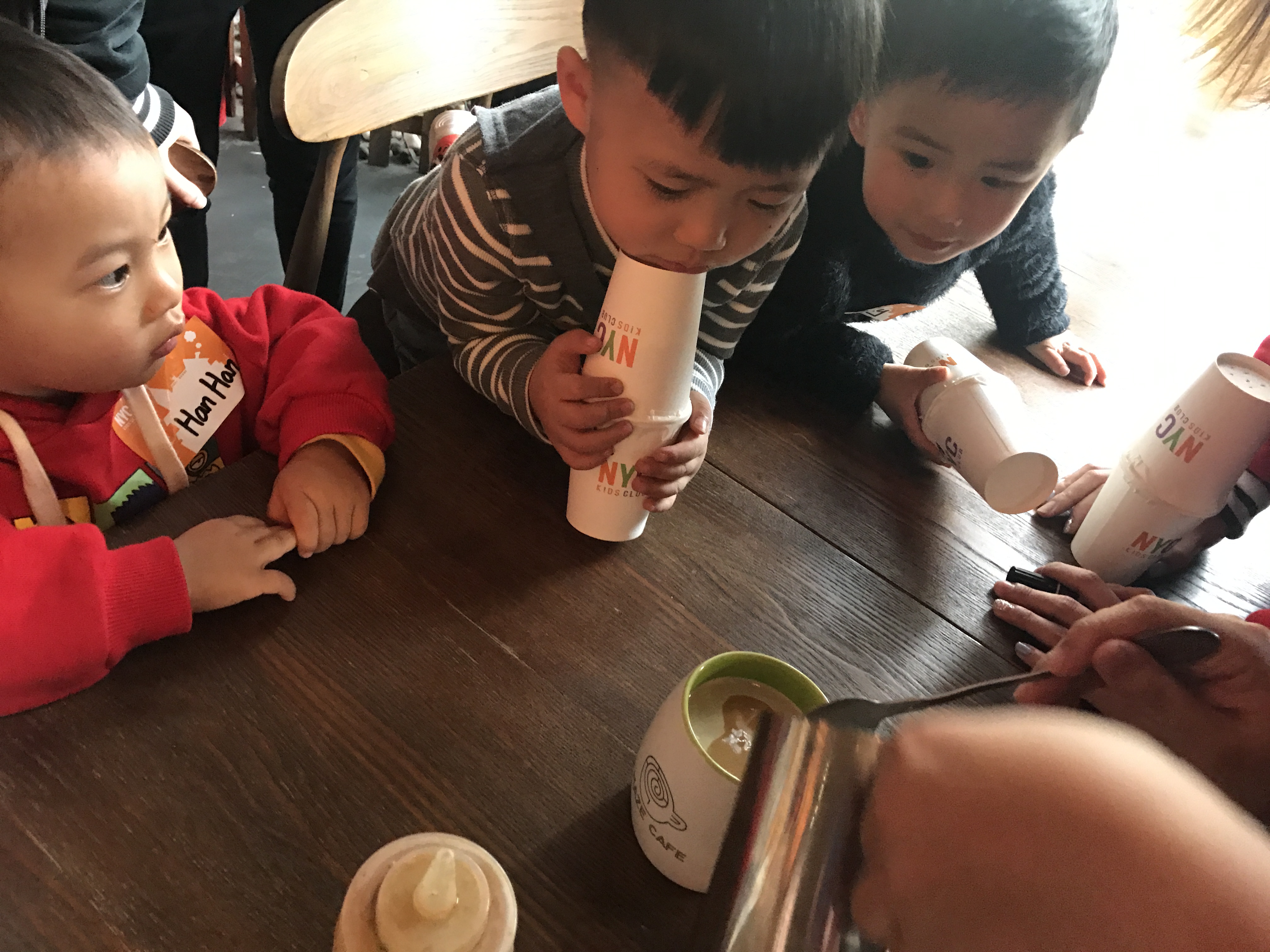 NYC紐約國際廣東順德新城早教中心：【活動回顧】和Pongo一起去謎思咖啡DIY下午茶