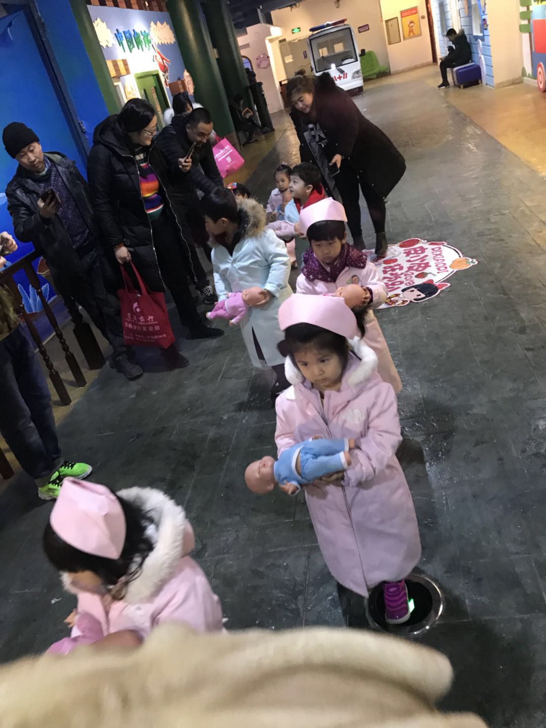 NYC紐約國際邯鄲早教中心：活動回顧NYC跨年魔幻大趴活動回顧  
