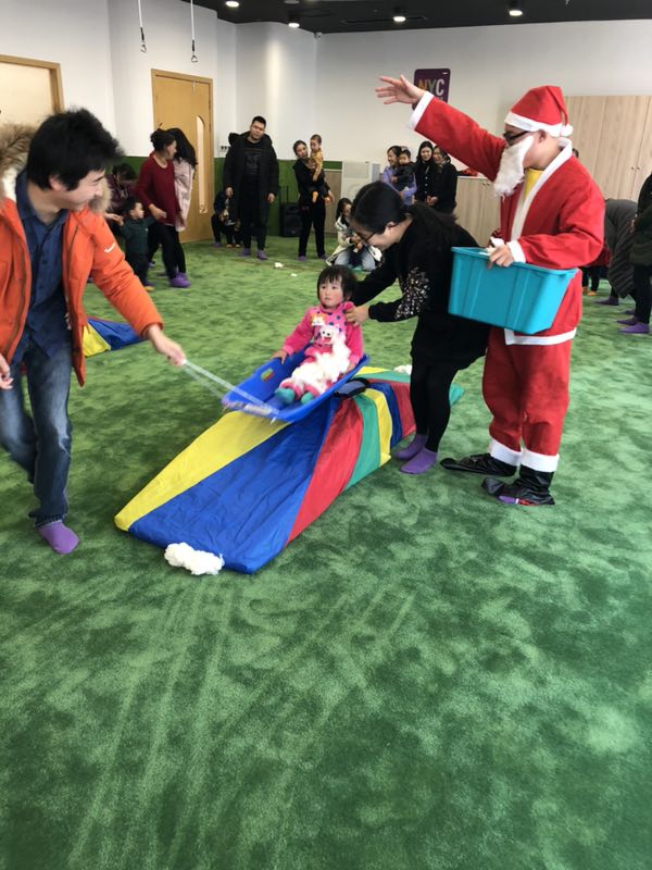 NYC紐約國際成都早教中心：【活動回顧】NYC-圣誕狂歡夜Party