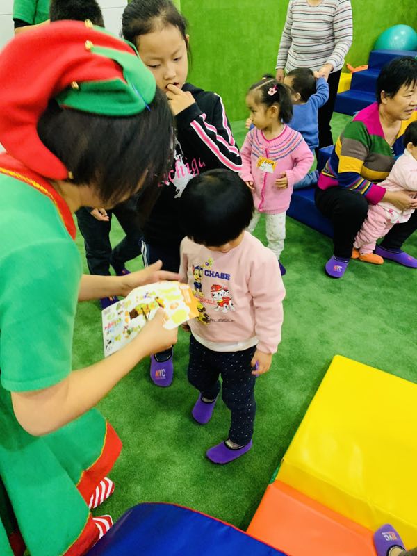 還有Pongo，it's show time，紅毯走起來！we're all super star！