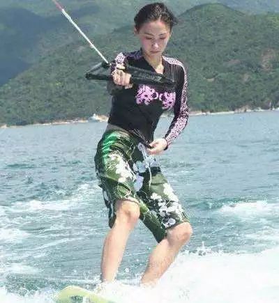 NYC紐約國際唐山福地早教中心：38歲張柏芝宣布3胎產子：孩子是最好的禮物~