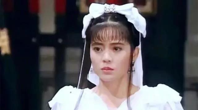 NYC紐約國際通州早教中心：女星與兒子裸睡15年，溺愛的背后是將孩子送進監獄