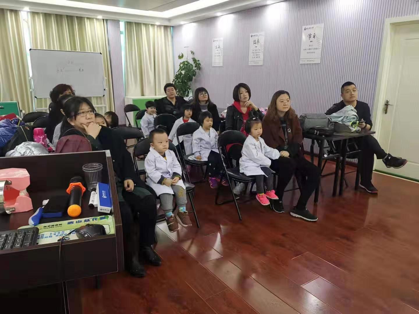 NYC紐約國際唐山早教中心：“小小牙醫”親子活動回顧