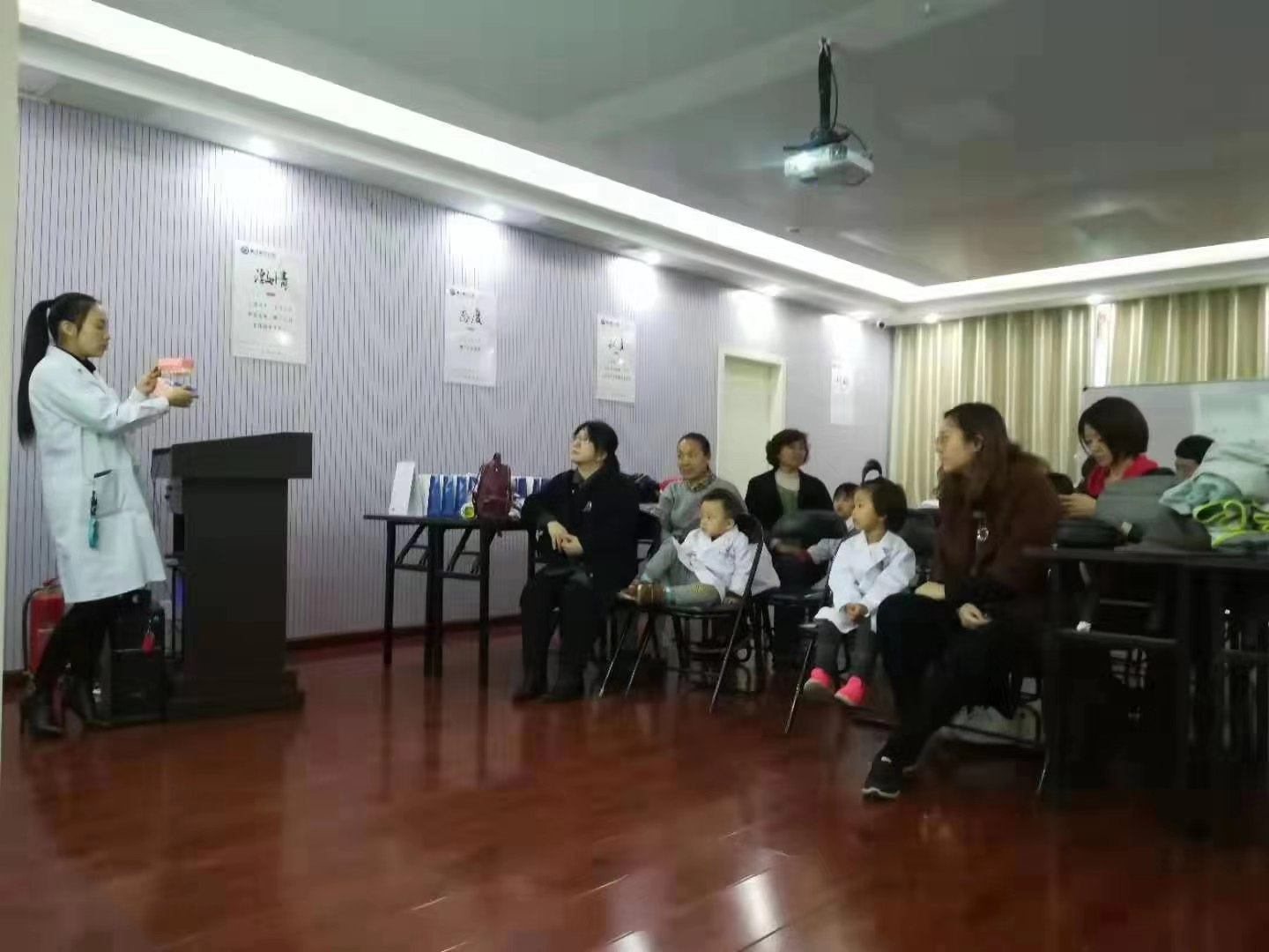 NYC紐約國際唐山早教中心：“小小牙醫”親子活動回顧