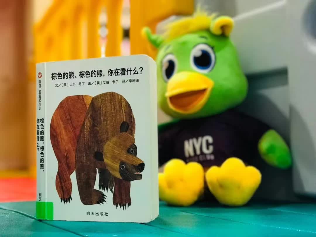 九月活動興，月冷露華凝