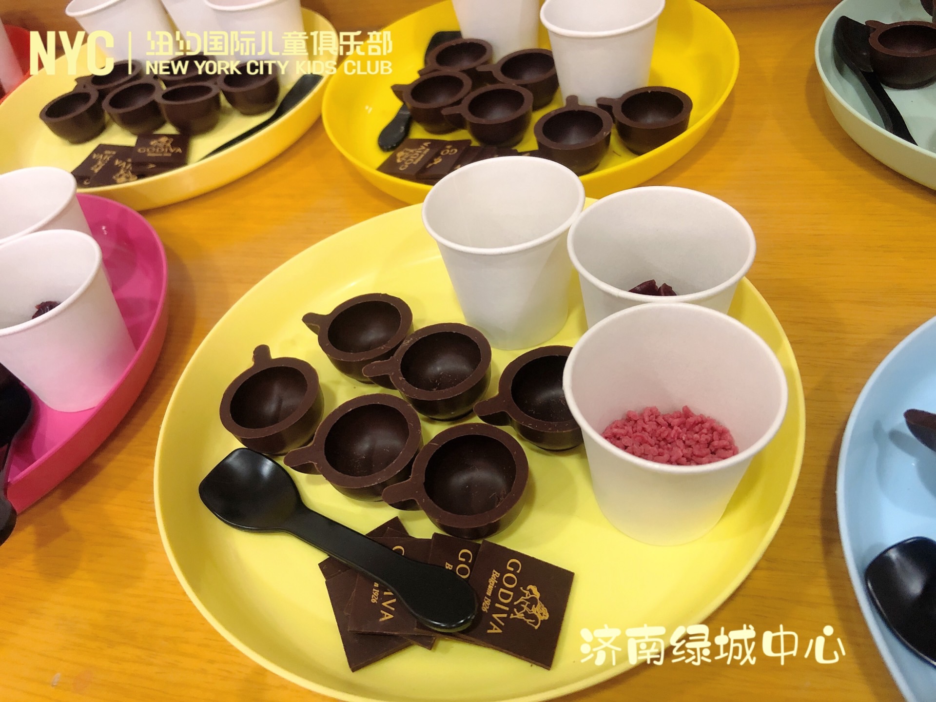 NYC紐約國際濟南早教中心：（巧克力手工制作）活動回顧